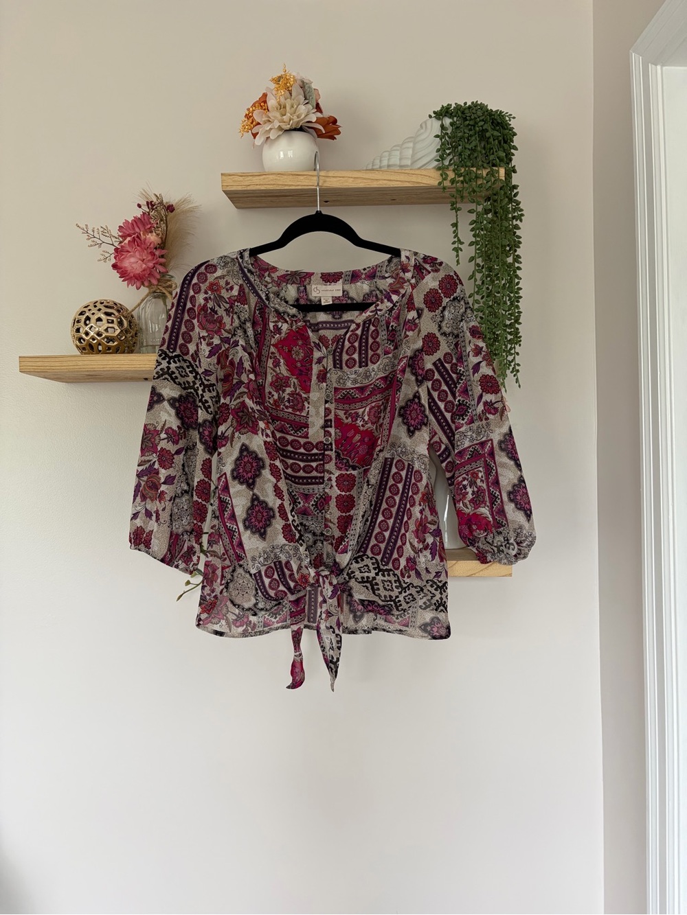 DB Women’s Boho Tie-Front Floral Button Up Blouse